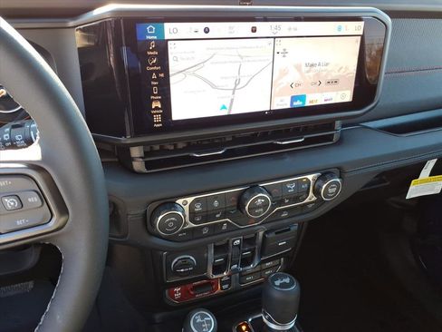 New 2026 Jeep Wrangler Unlimited Rubicon image 22