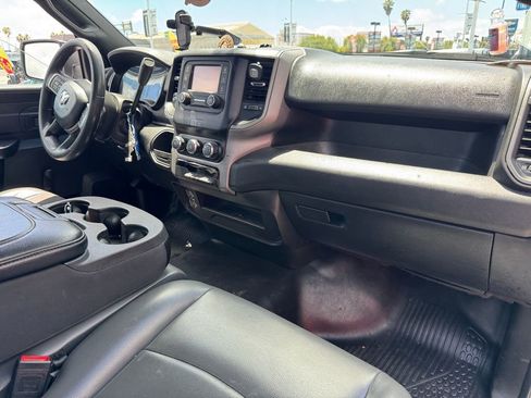 Used 2021 RAM 2500 Tradesman w/ Chrome Appearance Group RWD image 7