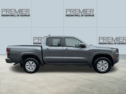Certified 2022 Nissan Frontier SV image 4