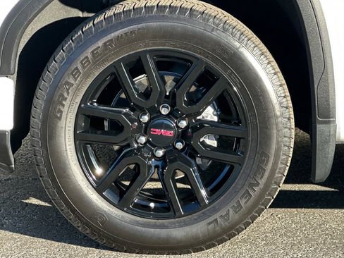 Certified 2022 GMC Sierra 1500 Elevation w/ LPO, Elevation Black Package image 35