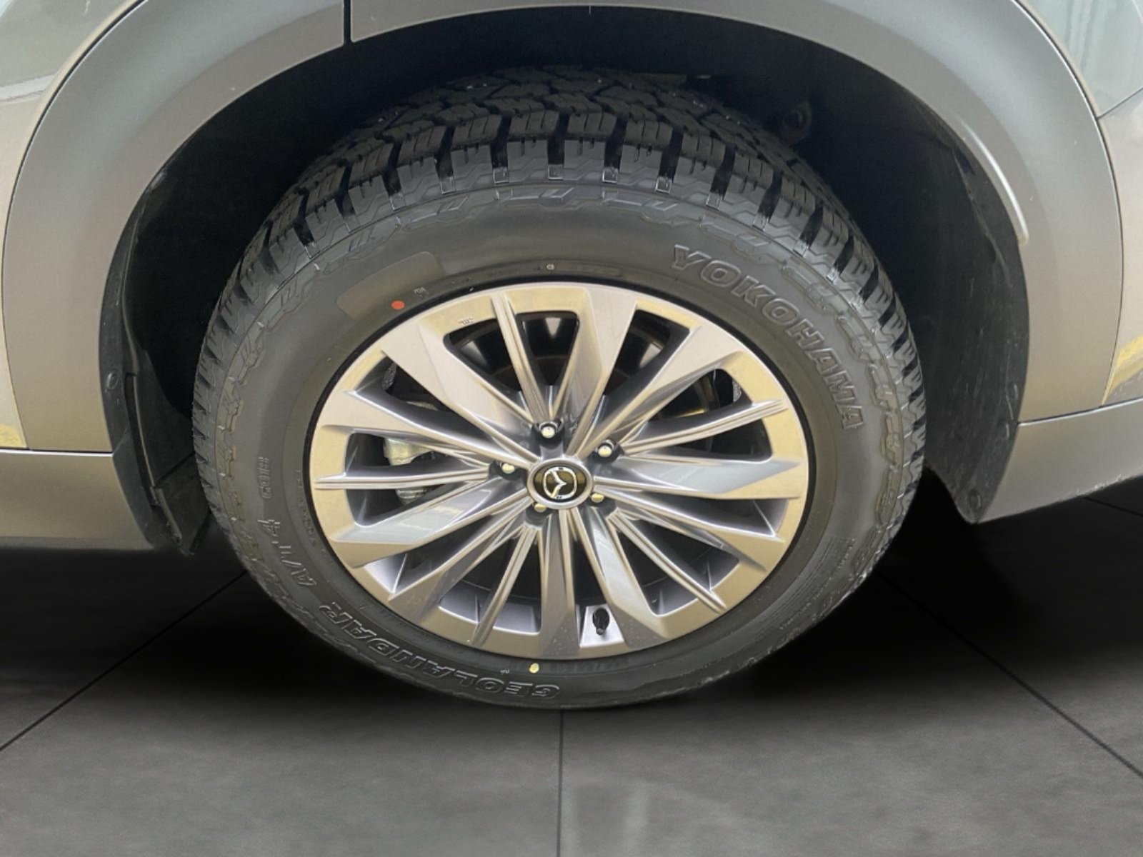 Used 2025 MAZDA CX-90 3.3 Turbo w/ Preferred Package AWD/4WD image 6