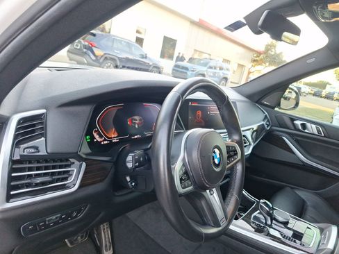 Used 2019 BMW X5 xDrive40i w/ M Sport Package image 15