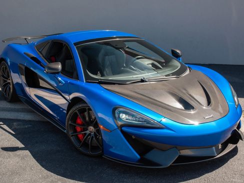 Used 2018 McLaren 570S Spider RWD image 5