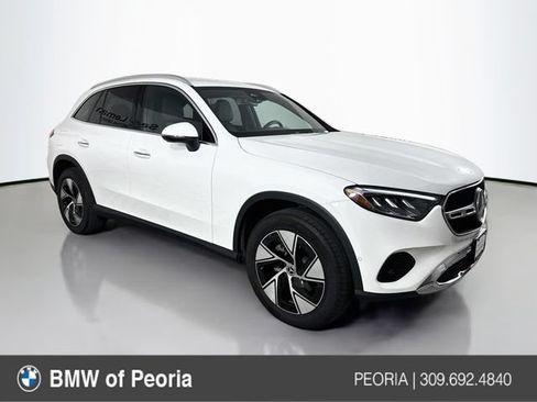 Used 2024 Mercedes-Benz GLC 300 image 1