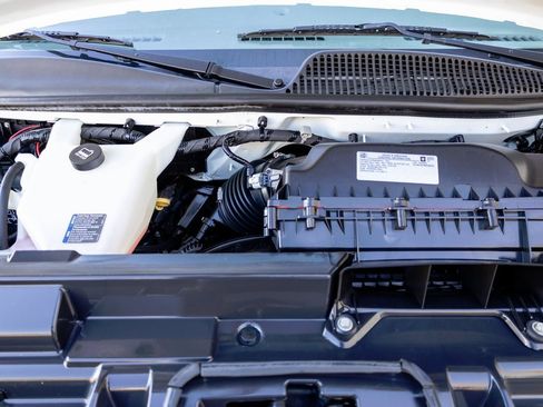 Used 2021 Chevrolet Express 2500 w/ Enhanced Convenience Package image 17