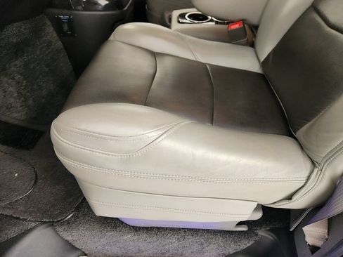 Used 2021 Chevrolet Express 2500 LS w/ Enhanced Convenience Package RWD image 23