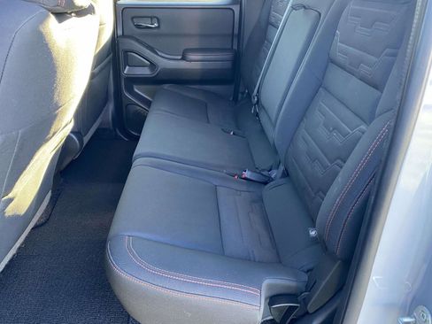 Used 2022 Nissan Frontier Pro-X image 13