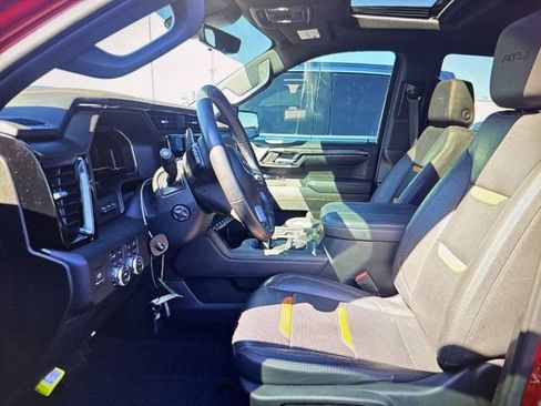 Used 2023 GMC Sierra 1500 AT4 w/ AT4 Premium Package image 11