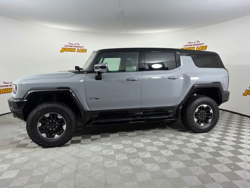 Used 2025 GMC Hummer EV 3X w/ Extreme Off-Road Package AWD/4WD image 2
