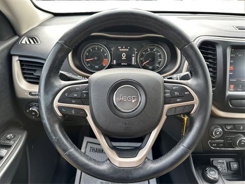 Used 2014 Jeep Cherokee Latitude w/ Cold Weather Group image 27