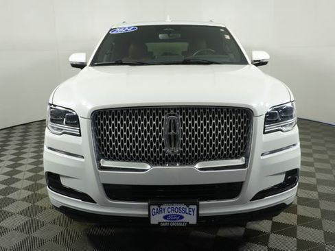 Used 2024 Lincoln Navigator L Reserve AWD/4WD image 8
