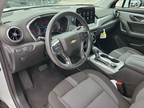Used 2025 Chevrolet Blazer LT FWD image 20