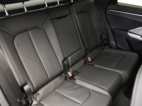 Used 2025 Audi Q3 2.0T Premium w/ Convenience Package image 55