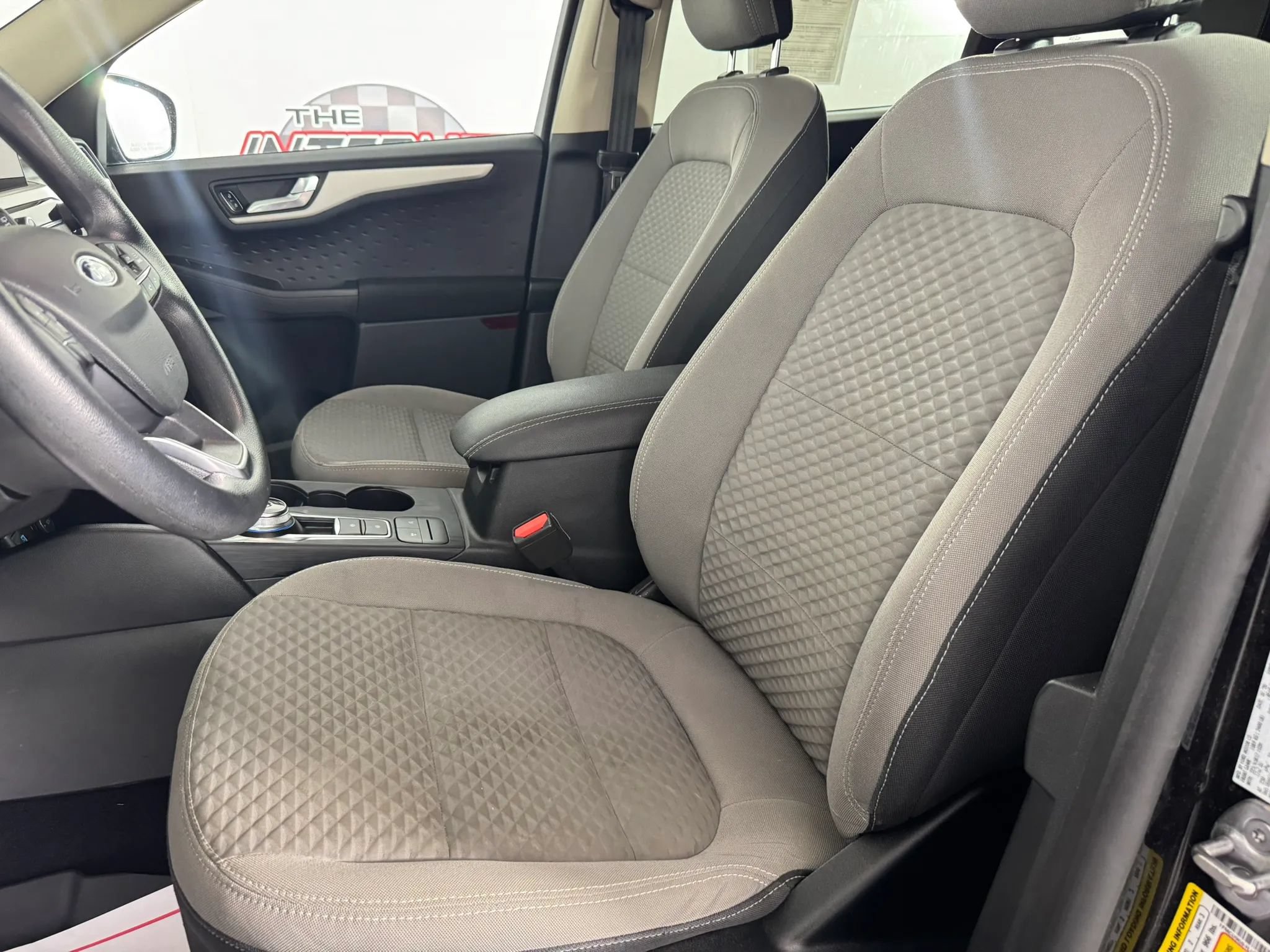 Used 2020 Ford Escape SE AWD/4WD image 33