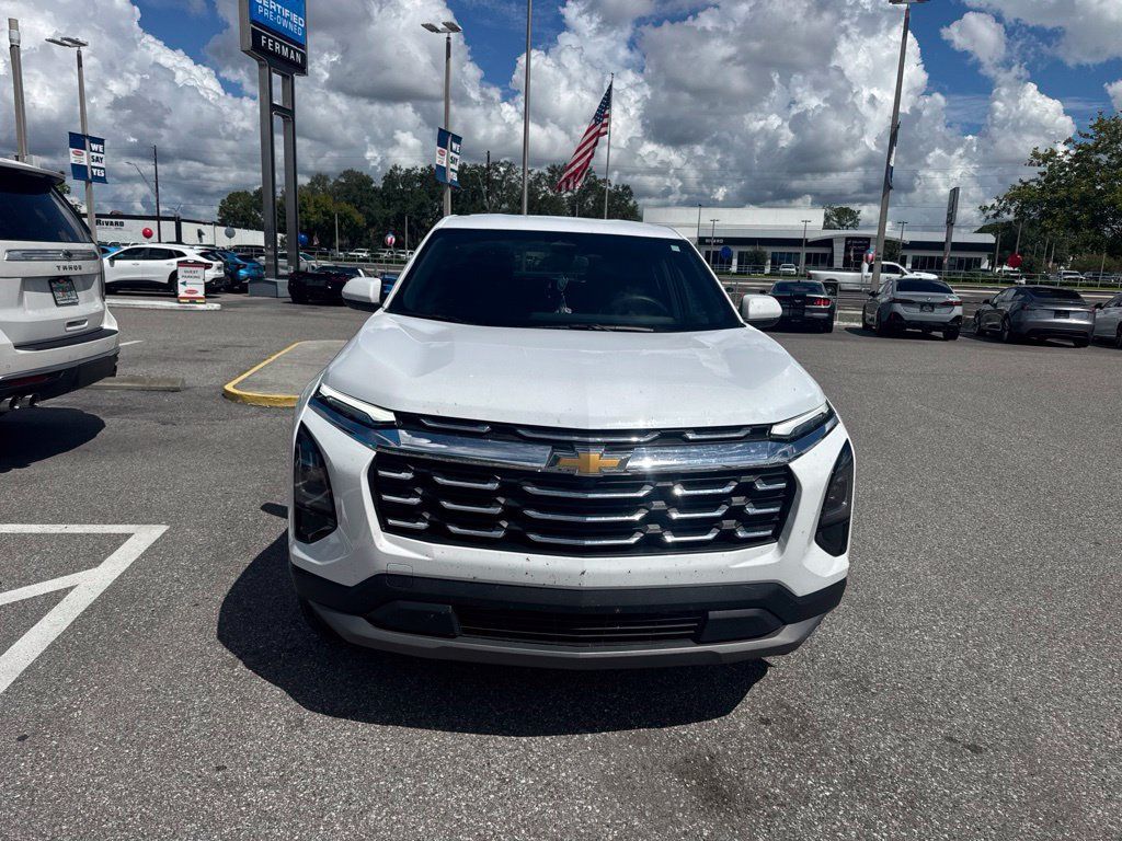Used 2026 Chevrolet Equinox LT FWD image 7