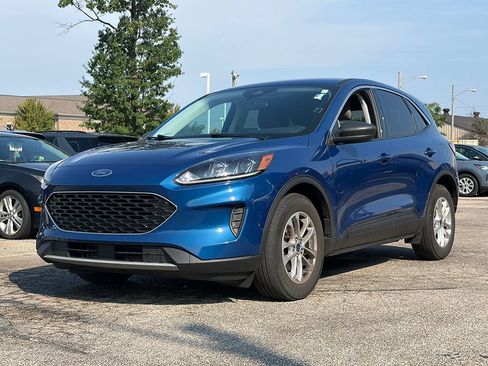 Used 2022 Ford Escape SE w/ Convenience Package FWD image 1