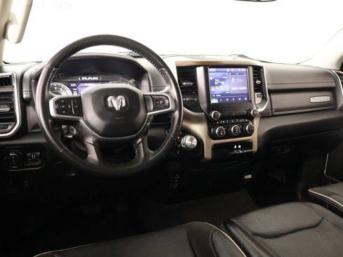 Used 2022 RAM 1500 Laramie AWD/4WD image 2