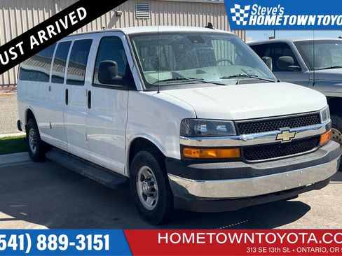 Used 2019 Chevrolet Express 3500 LT w/ LT Preferred Equipment Group RWD image 1