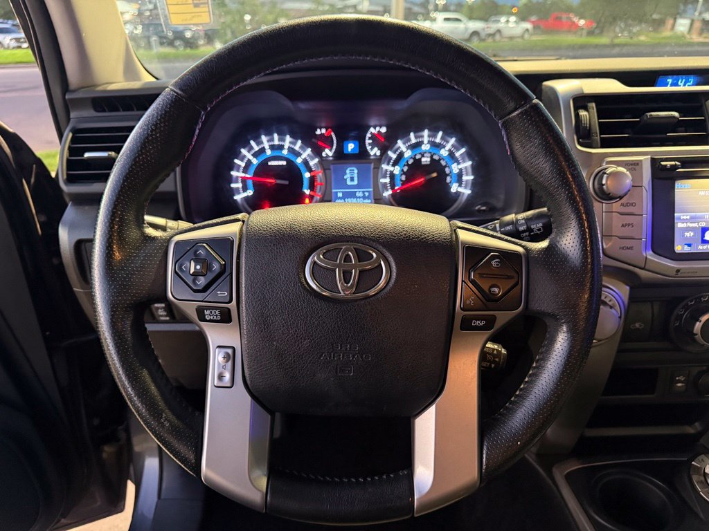 Used 2014 Toyota 4Runner SR5 AWD/4WD image 12