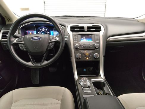 Used 2018 Ford Fusion S image 22