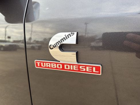 Used 2024 RAM 2500 Laramie w/ Safety Group image 15