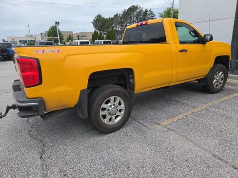 Used 2015 Chevrolet Silverado 2500 W/T w/ WT Convenience Package AWD/4WD image 2