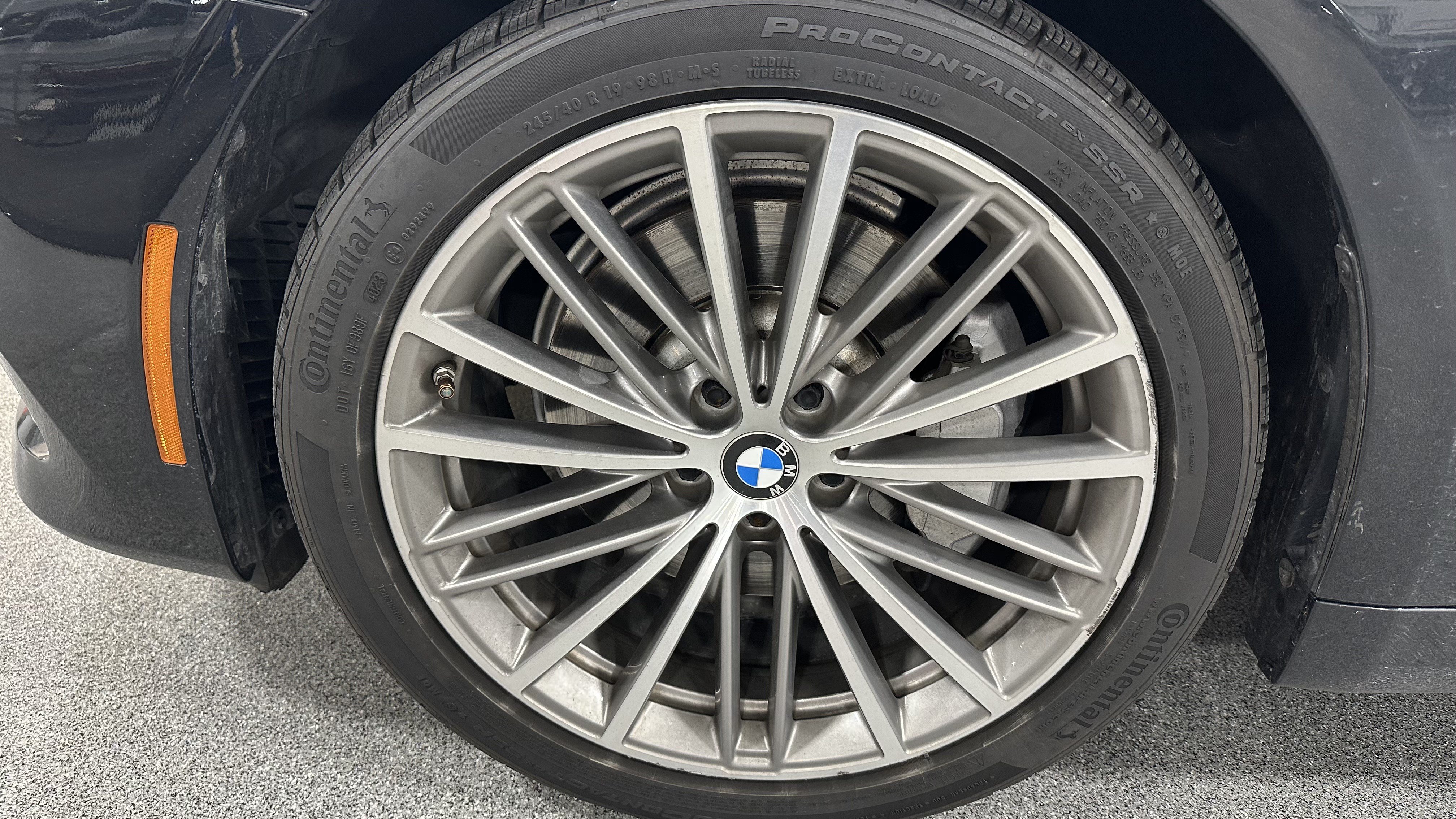 Used 2019 BMW 530i xDrive w/ Luxury Package AWD/4WD image 12