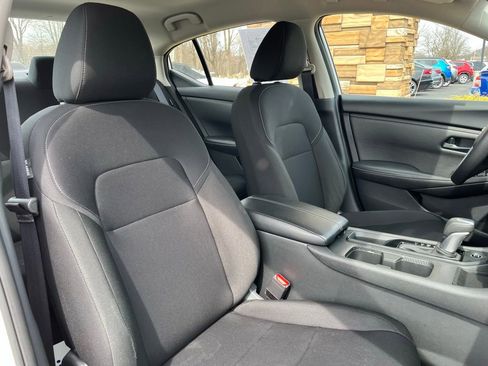 Used 2025 Nissan Sentra S image 29