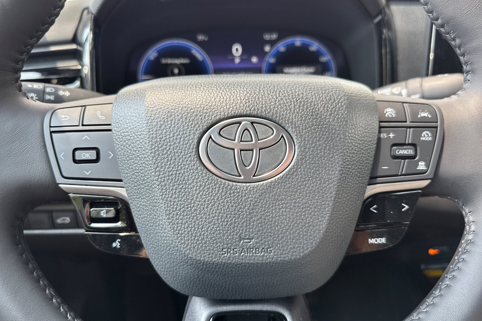New 2026 Toyota Camry XSE w/ Premium Package AWD/4WD image 27