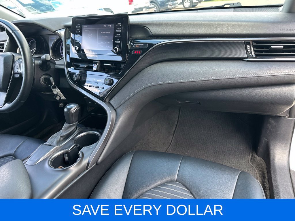 Used 2021 Toyota Camry SE FWD image 16