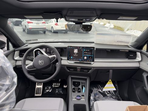 New 2026 Volkswagen Tiguan SE R-Line image 22