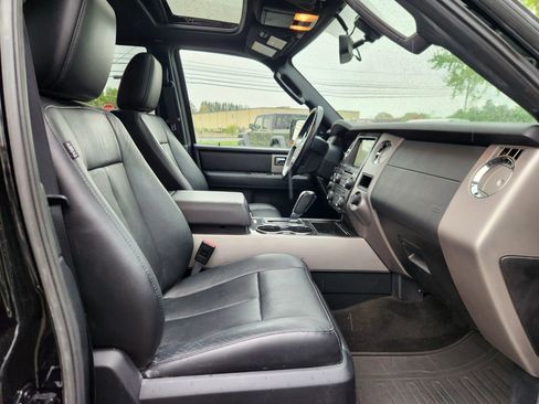 Used 2017 Ford Expedition EL Limited w/ Equipment Group 301A AWD/4WD image 42