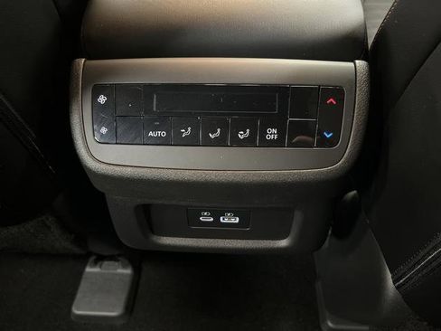 Used 2024 Nissan Pathfinder Rock Creek image 30