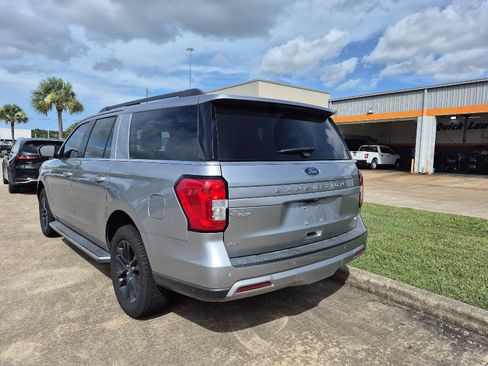 Certified 2023 Ford Expedition Max XLT RWD image 4