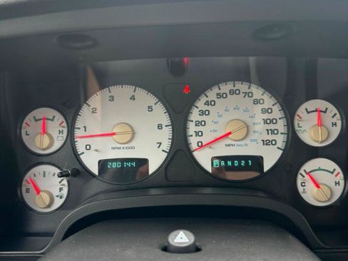 Used 2005 Dodge Ram 1500 Truck SLT AWD/4WD image 30
