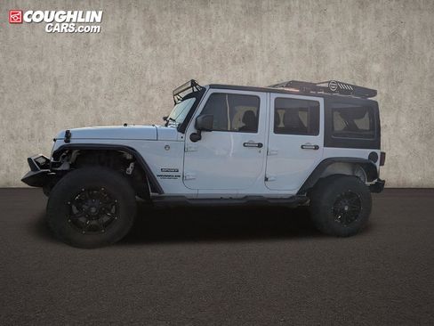 Used 2017 Jeep Wrangler Unlimited Sport w/ Quick Order Package 24S AWD/4WD image 4