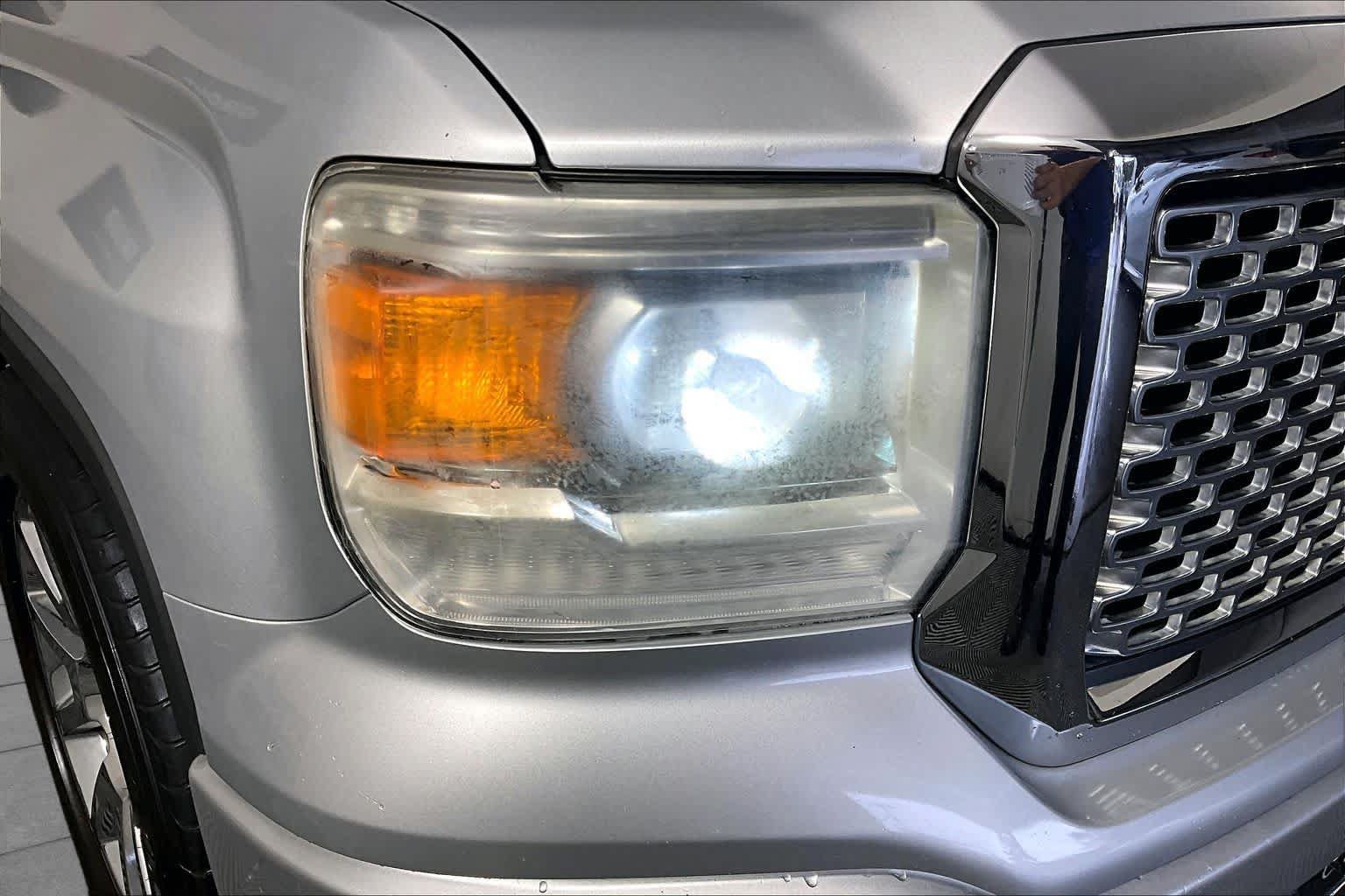 Used 2014 GMC Sierra 1500 Denali RWD image 26