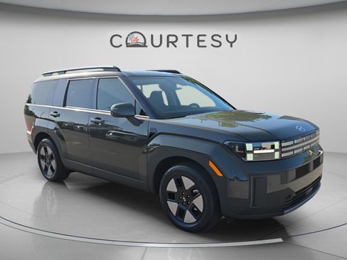 Certified 2026 Hyundai Santa Fe SEL image 7