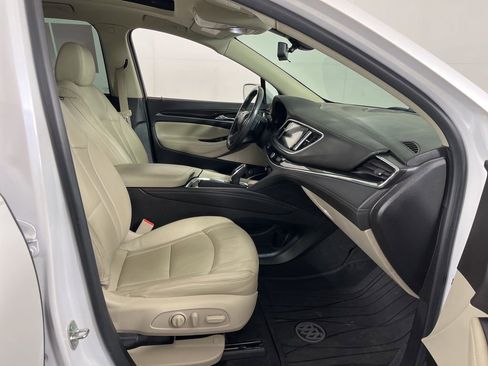 Used 2018 Buick Enclave Premium image 7