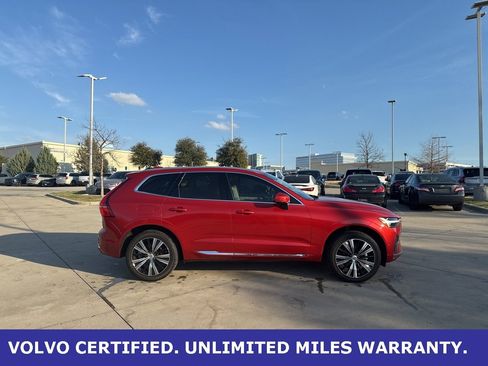Certified 2023 Volvo XC60 B5 Ultimate w/ Climate Package image 2