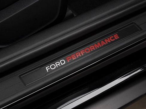 Used 2018 Ford Mustang Shelby GT350R w/ Equipment Group 920A image 38