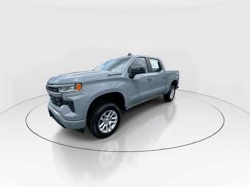Used 2024 Chevrolet Silverado 1500 RST w/ LPO, Liner Protection Package AWD/4WD image 4