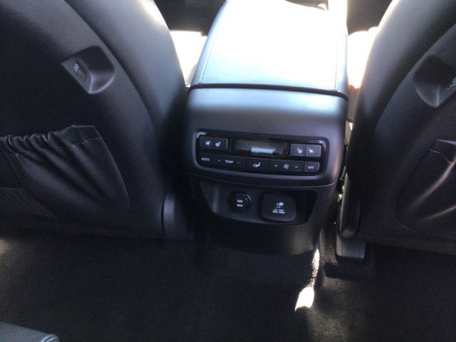 Used 2023 Hyundai Palisade SEL w/ Premium Package FWD image 24