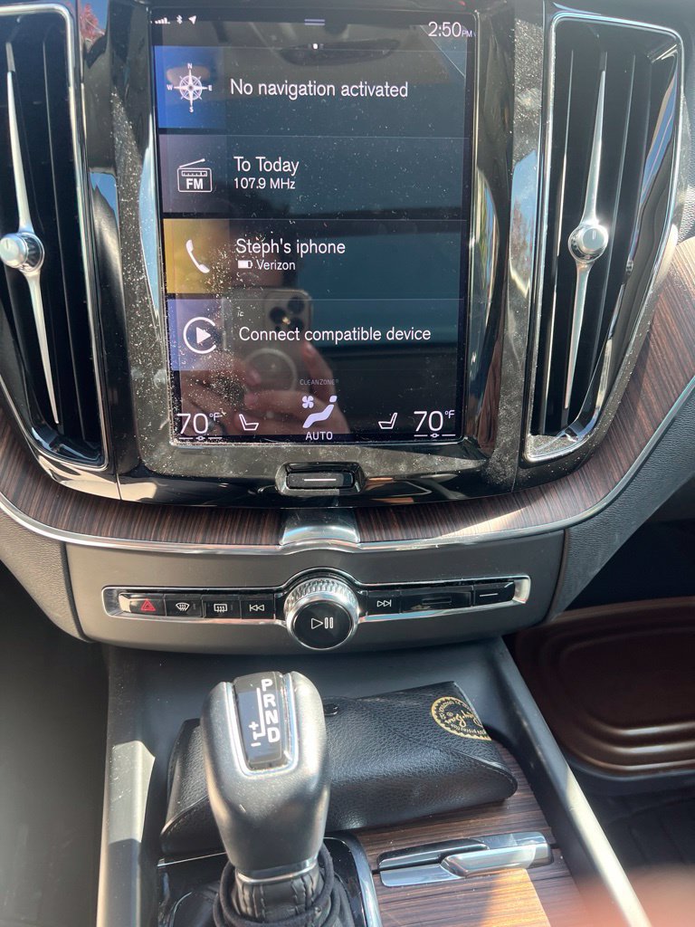 Used 2021 Volvo XC60 T5 Momentum AWD/4WD image 18
