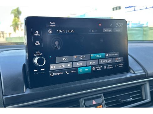 Used 2024 Honda Pilot Touring image 27