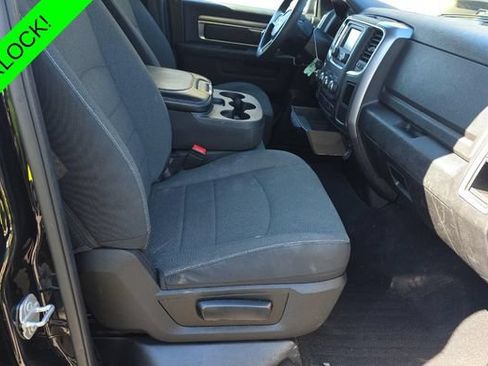 Used 2022 RAM 1500 Warlock AWD/4WD image 12