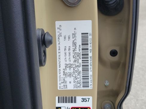 Used 2020 Toyota Tacoma SR5 RWD image 32