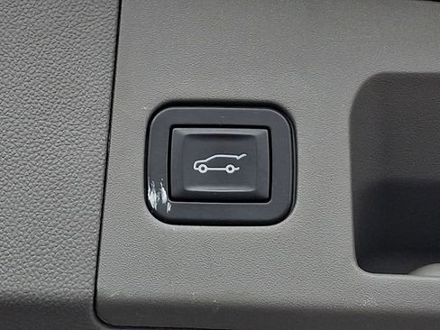 Used 2019 Cadillac XT5 Luxury image 29