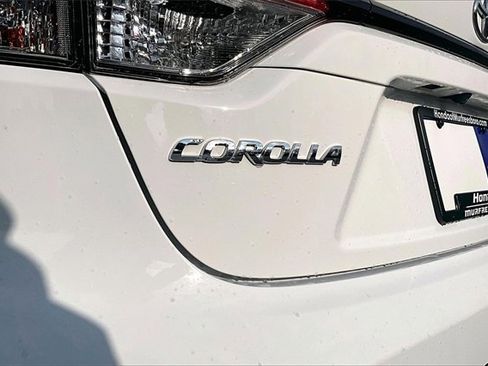 Used 2023 Toyota Corolla LE image 23