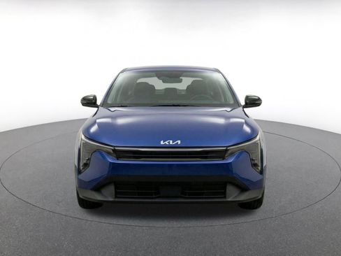 Used 2025 Kia K4 LXS image 3